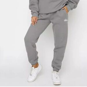 Alo Yoga Accolade Sweatpants. White. Size M. NWT